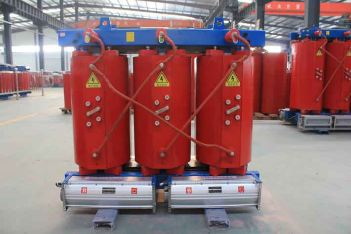 一般北京創聯匯通電氣全鋁的干式變壓器800kva價格是33900元，全銅的800kva干式變壓器價格是65000元。